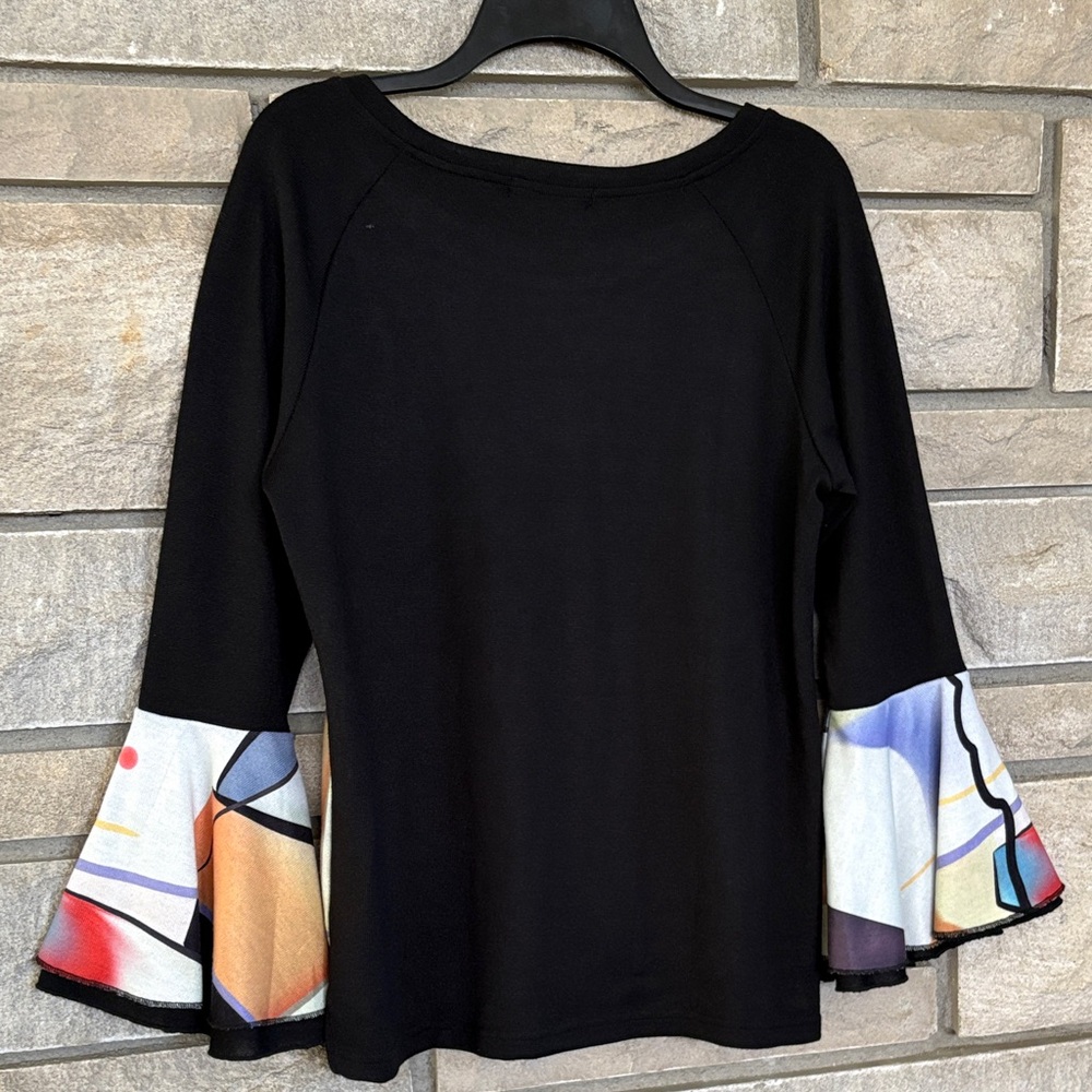 Abstract Colorblock Bell-Sleeve Top - Picture 7 of 10